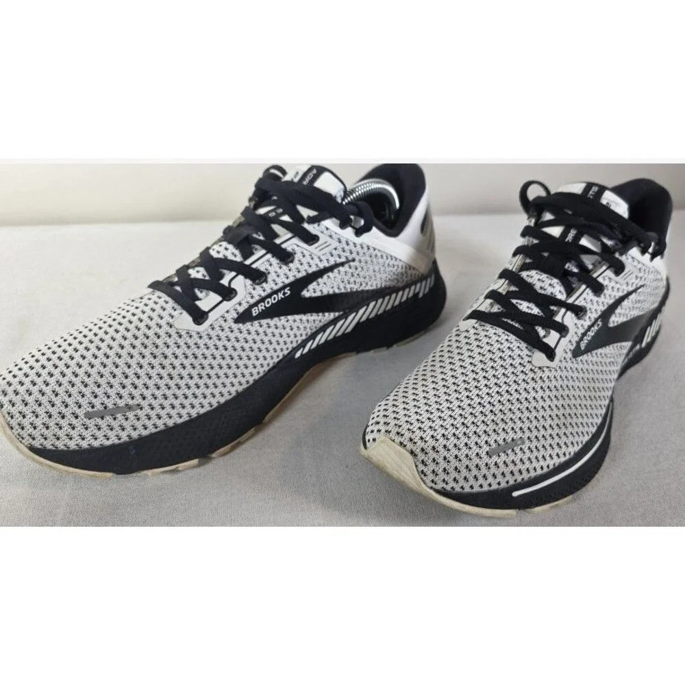 Brooks Adrenaline GTS 22 Black/Gray/White - Men’s 10.5